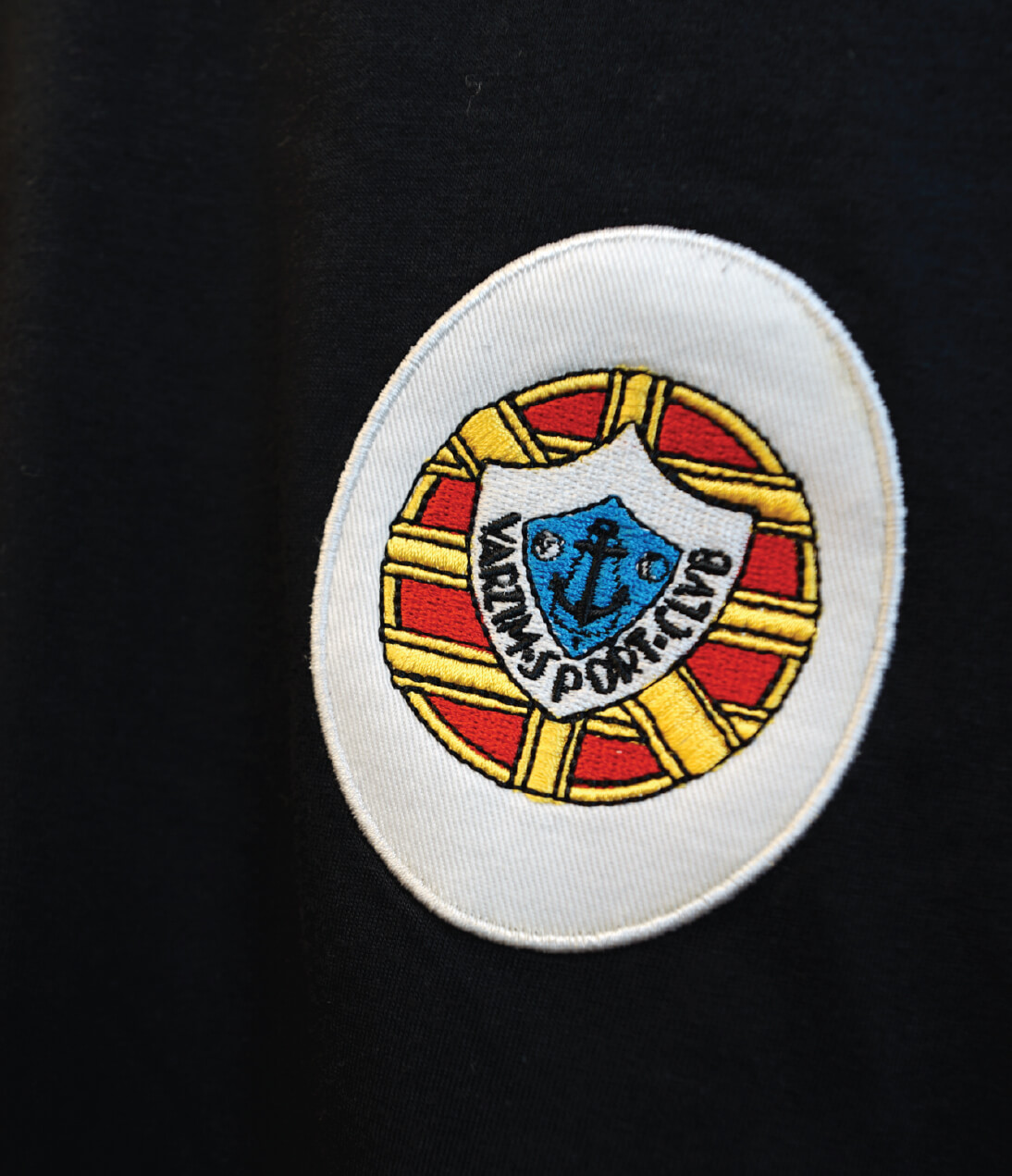 Camisola Preta Vintage - imagem 2